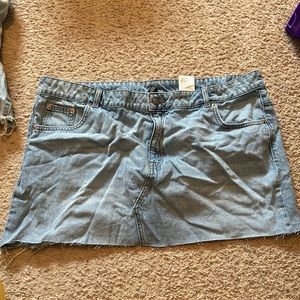H&M Cutoff Denim Skirt